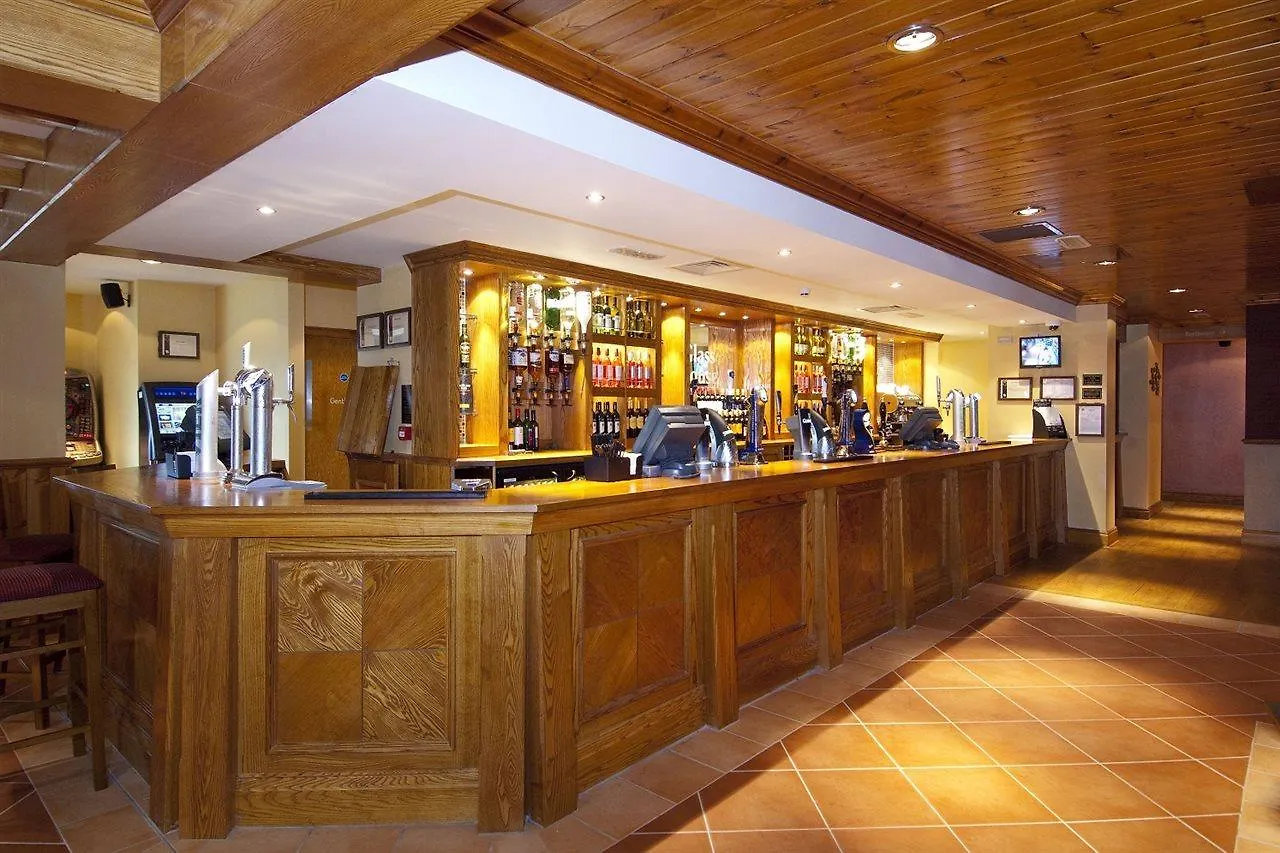 Premier Inn Barnsley Central M1 J37 3*,