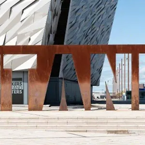 Apartment Titanic Quarter