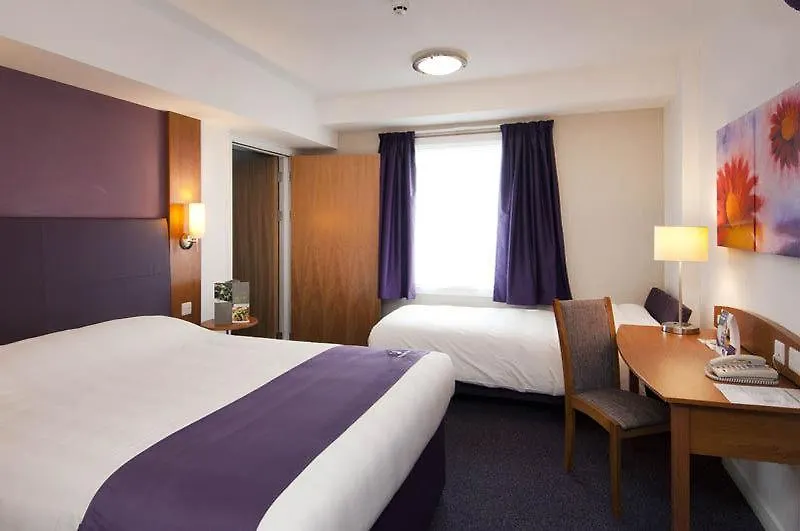 Premier Inn Barnsley Central M1 J37 Hotel